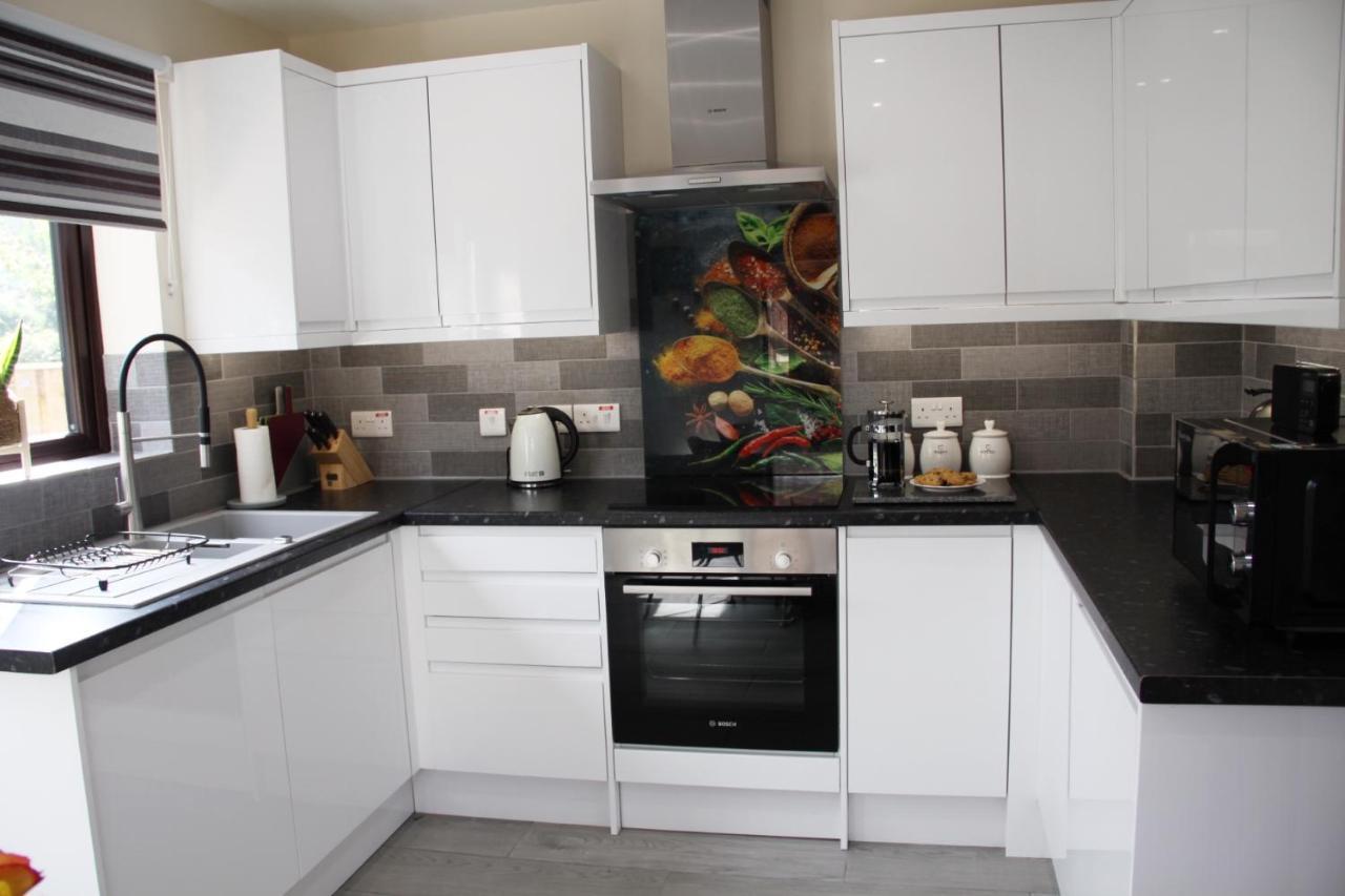 City Centre Town House With Riverside Views And Free Parking 1Bak York Exterior photo